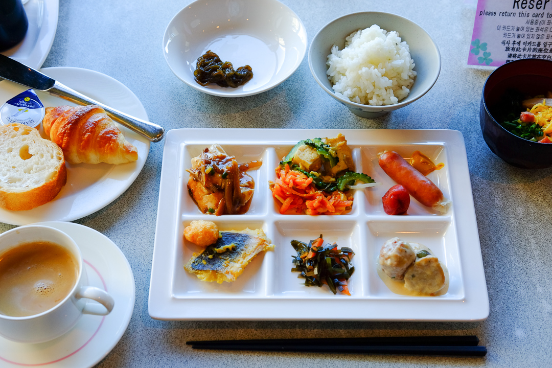沖縄「リザンシーパークホテル谷茶ベイ」の食事が、満足度あり *365日*おいしいものだけ 沖縄「リザンシーパークホテル谷茶ベイ」の食事が、満足度あり *365日*おいしいものだけ