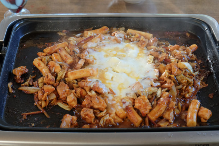 レシピ】あつあつ、とろとろ～♡本格的チーズダッカルビ ＊365日＊おいしいものだけ