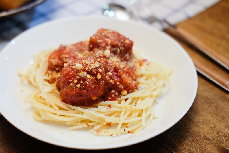 週末のオットごはん どーん とスパゲティミートボール ３６５日 おいしいものだけ