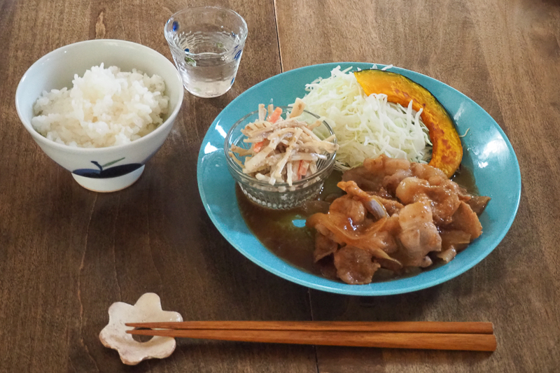 キャベツとごぼうで食物繊維補給！