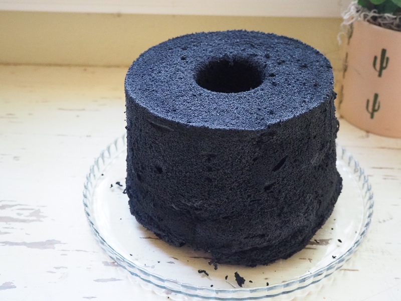 ココナッツアッシュにはまり中 今度は ブラックシフォンケーキ を焼いてみた ３６５日 おいしいものだけ