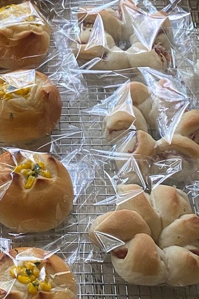 お花のベーコンエピ