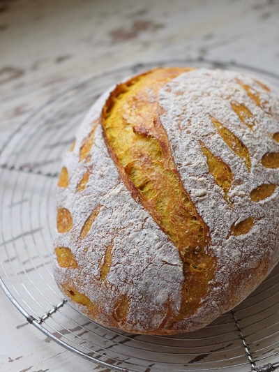 ターメリック酵母サワードウ