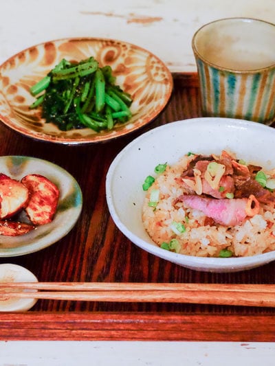 ガーリックステーキライスの夕飯
