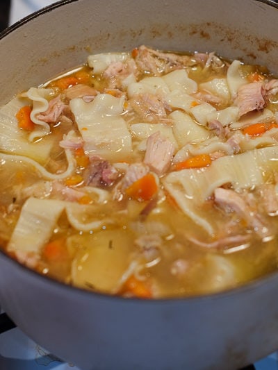 ターキーヌードルスープ