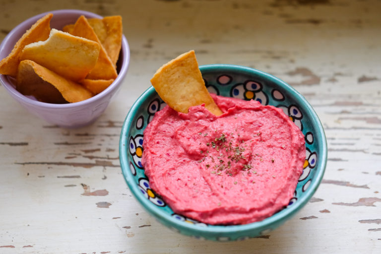 ビーツ、フムス、クリスピーひよこ豆のサブサンドイッチのレシピ